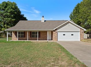 1100 Jennifer Ln, Lowell, AR 72745
