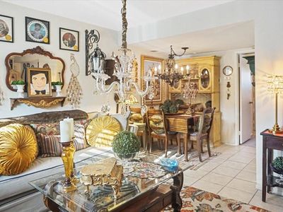 365 N Saturmino Dr APT 16, Palm Springs, CA, 92262