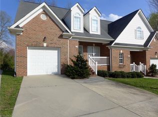 19 Penton Ridge Ct, Greensboro, NC 27455