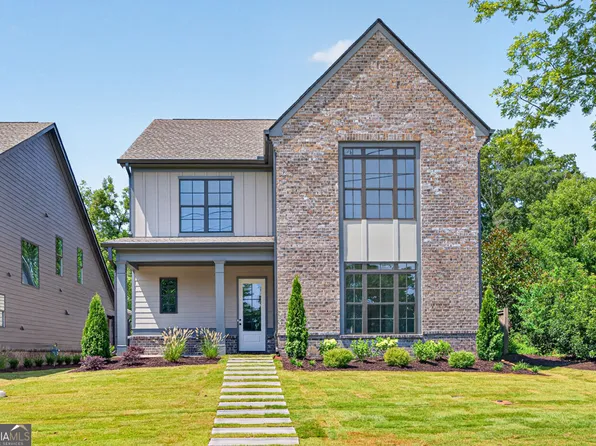 5808 Mitchell St, Flowery Branch, GA 30542