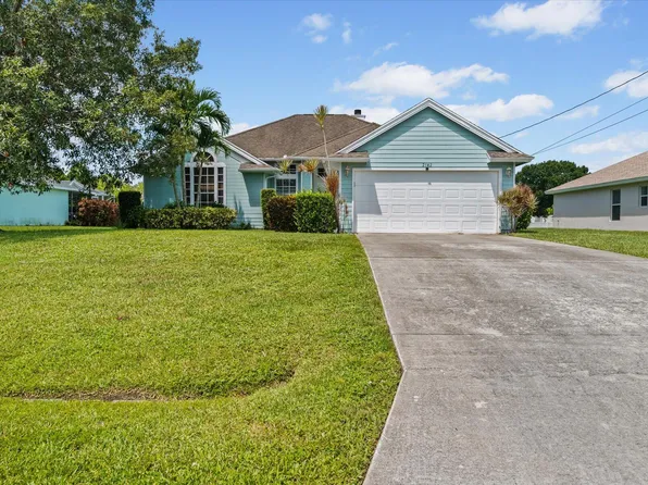 2542 SW Choctaw Street, Port St Lucie, FL 34953