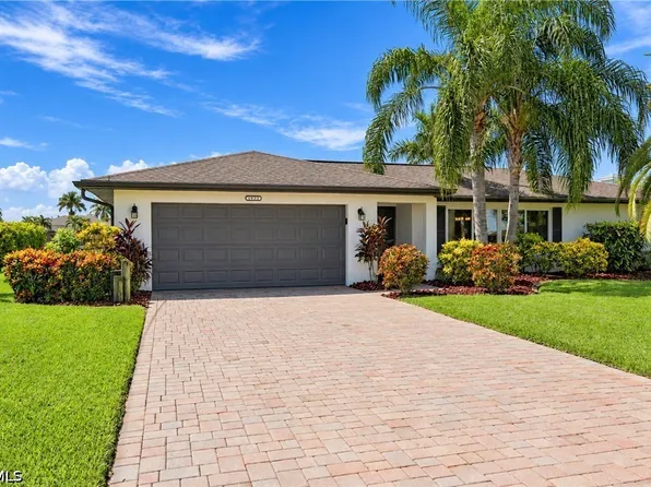 1932 Palaco Grande Pkwy, Cape Coral, FL 33904