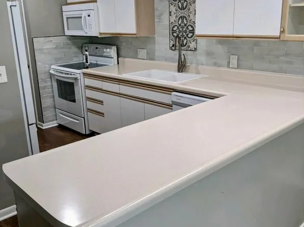 150 W Rockford Dr APT E6, Branson, MO 65616