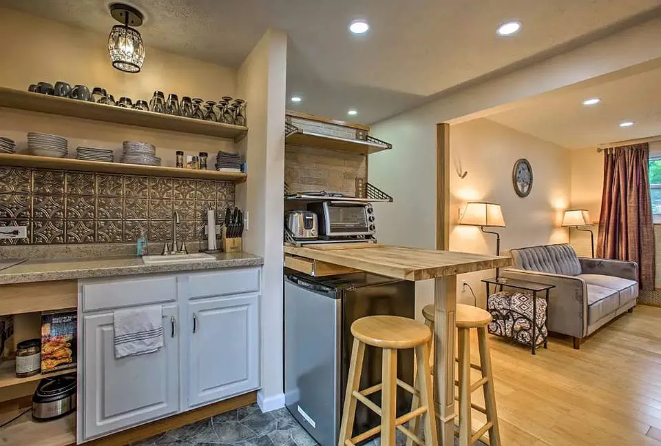 8982 Red Pine Dr — Photo 3