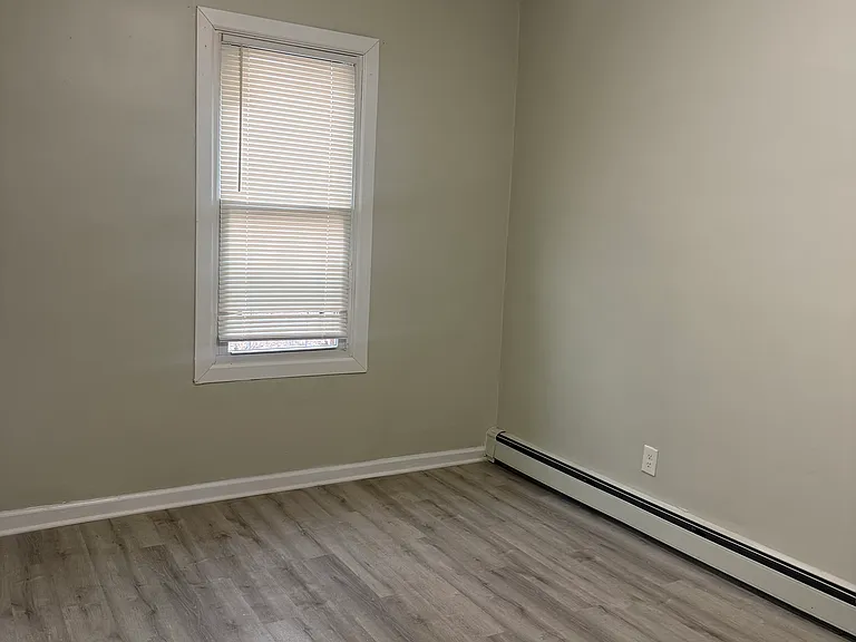 727 Bergen St #1 — Photo 5