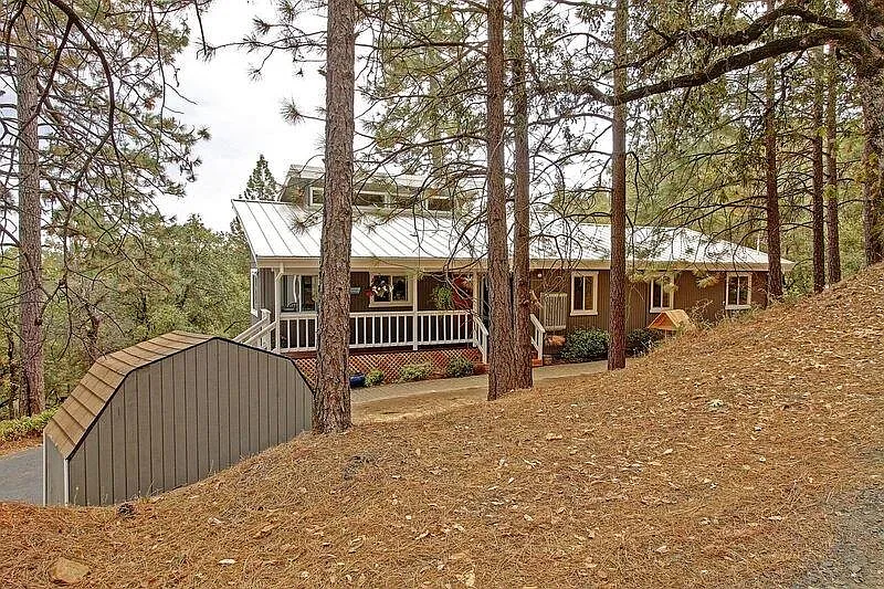 700 Sundance Pl photo 1