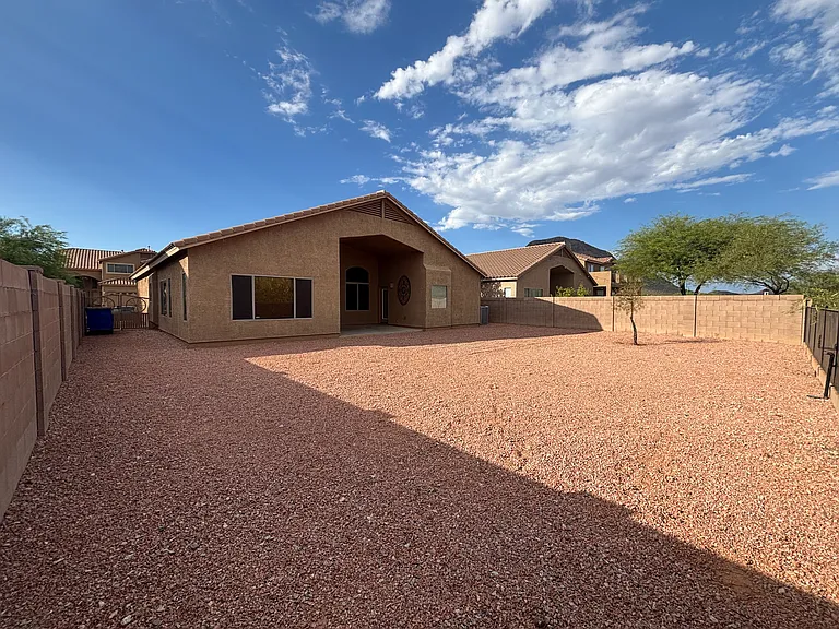 5305 W Olivine Dr — Photo 15