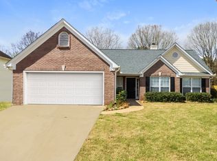 215 Gilliam Ct, Locust Grove, GA 30248