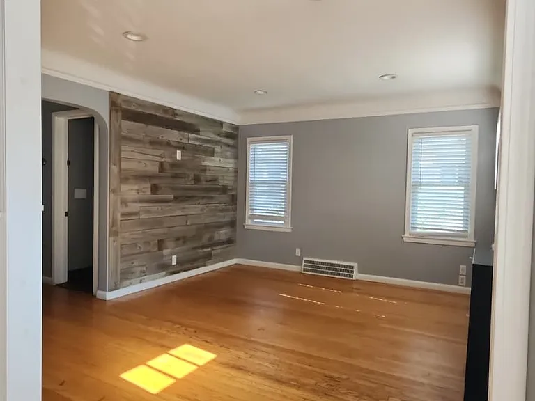 1109 Ferris Ave #Suite 202-202 — Photo 1