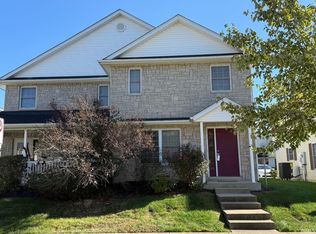 1331 S Cobble Creek Cir, Bloomington, IN