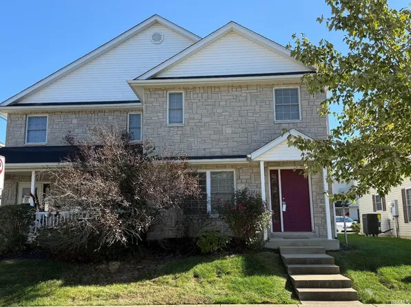 1331 S Cobble Creek Cir, Bloomington, IN 47401