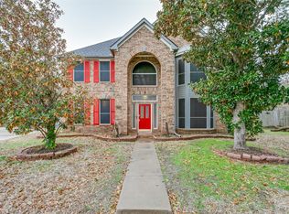2815 Springhill Dr, Grapevine, TX 76051