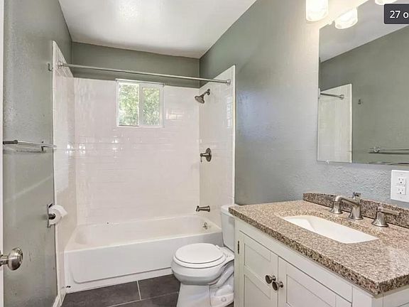 5th image of 3819 Y St