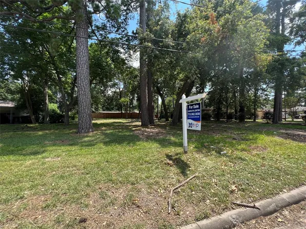 3801 Brookwoods Dr Drive, Houston, TX 77092