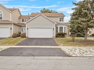 1148 Longford Rd, Bartlett, IL 60103