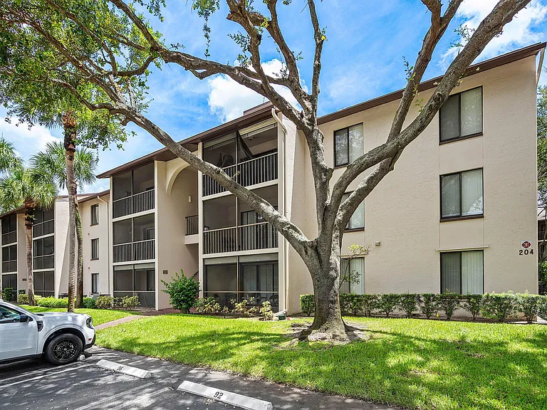 204 Foxtail Dr #F1 — Photo 21