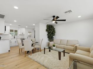 215 S 82nd Way, Mesa, AZ 85208