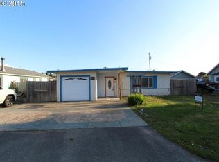 1209 Hub St, Brookings, OR 97415