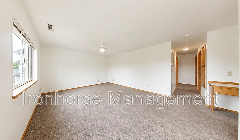 9 Michael Grove Ave #11 — Photo 2
