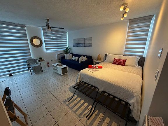 5th image of Cond Golden Beach Apto 409 Avenue Isla Verde #3511
