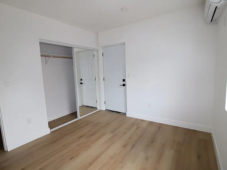 9009 Ramsgate Ave — Photo 6