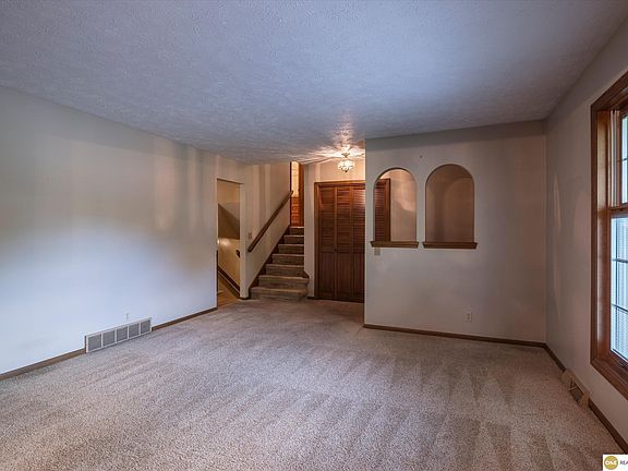 5th image of 1877 S 143rd St