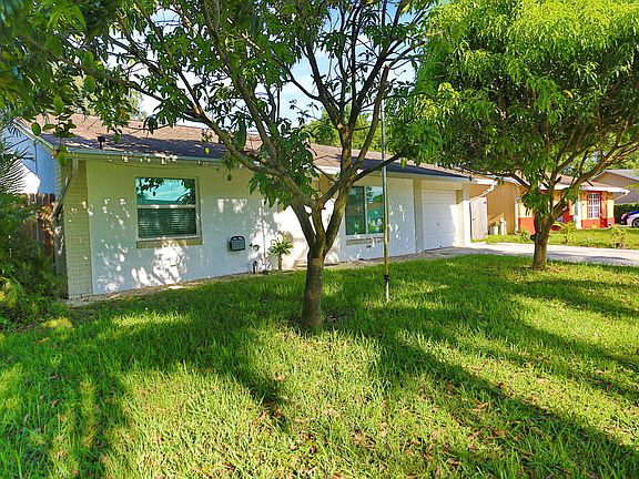 3rd image of 4649 Poseidon Place