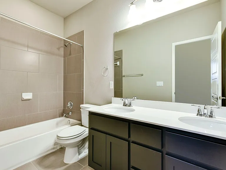 13800 Lyndhurst St #274 — Photo 27