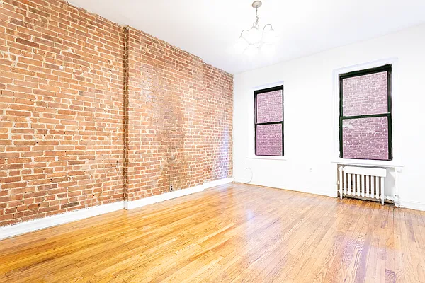 Rented by Bond New York | media 2