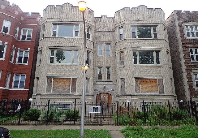 1st image of 7708 S Essex Ave #1S