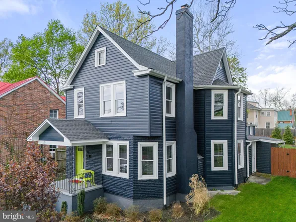 715 S Washington St, Winchester, VA 22601