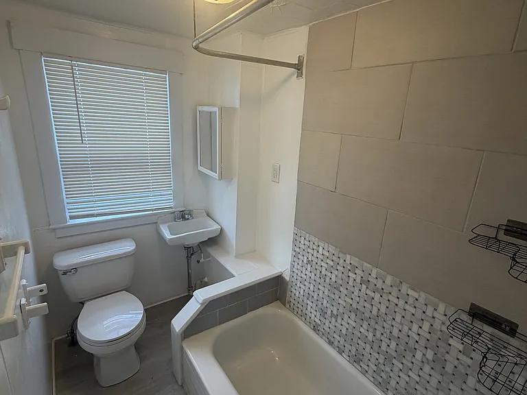 88 Linden St #2N — Photo 4