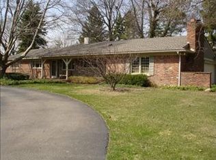 979 S Reading Rd, Bloomfield Hills, MI 48304