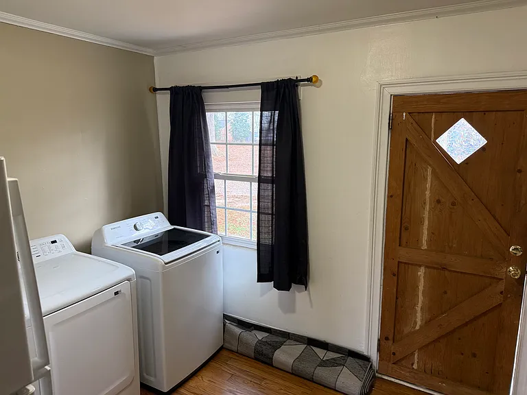 14 Green Acres Cir #2 — Photo 5