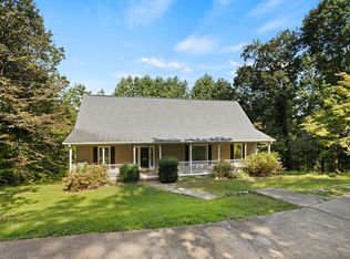 285 Wild Azalea Ln, Marietta, SC 29661