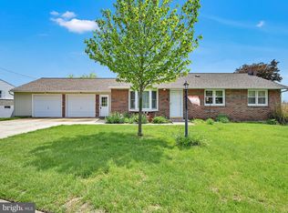 4330 Hilldale Rd, Reading, PA 19606