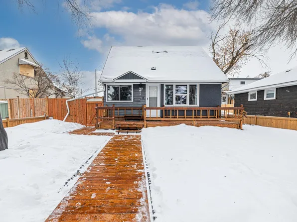 5911 119th Ave NW, Edmonton, AB T5W 1J5