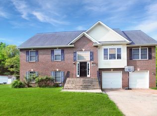 5940 Gary Dr, Welcome, MD 20693