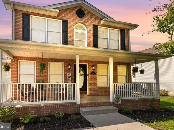 96 Carib St, Martinsburg, WV 25405