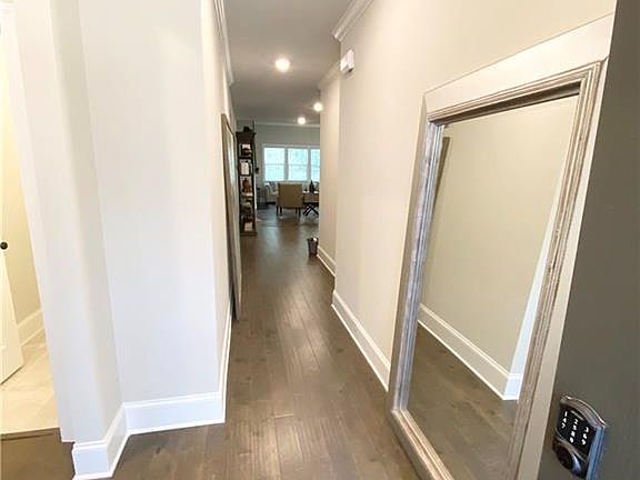 2nd image of 220 Caledonia Ct