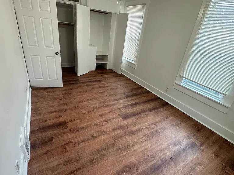 15 Winchester Ave #1 — Photo 5