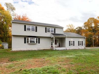 6 El Toro Drive, Bristol, CT, 06010