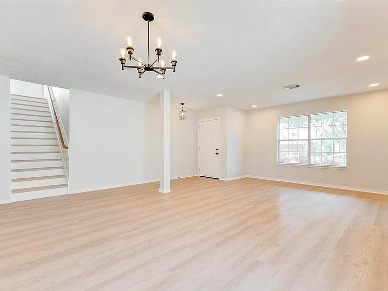 5318 Cilantro Ln — Photo 8