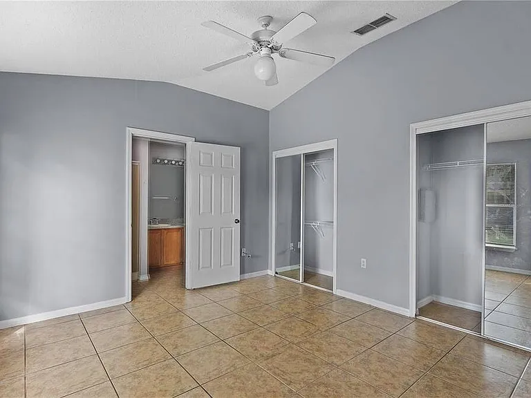 568 Kingfisher Dr — Photo 17