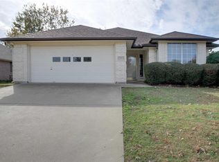 1314 Hyde Park Blvd, Cleburne, TX 76033