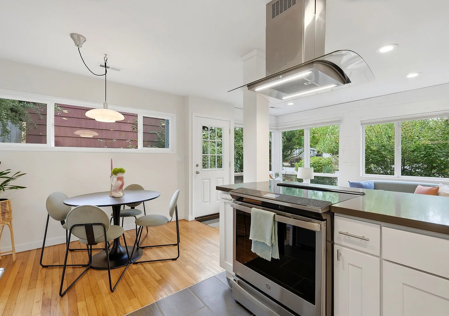 Updated 2 bedroom home with an exceptional yard & detached workspace. Available NOW — Photo 3