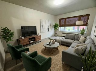 3 S Market St, Elizabethtown, PA 17022