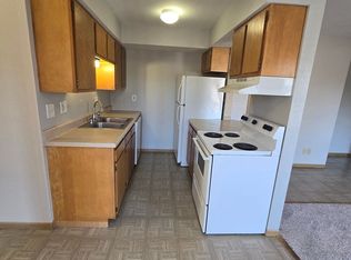 858 Highway D #18, Osage Beach, MO 65065