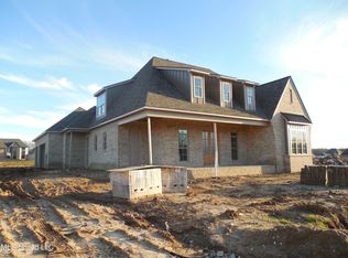 4540 Woodgate Ln, Olive Branch, MS 38654