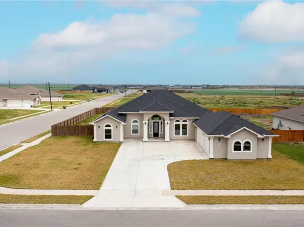 730 Papa Mori Dr, Corpus Christi, TX 78414